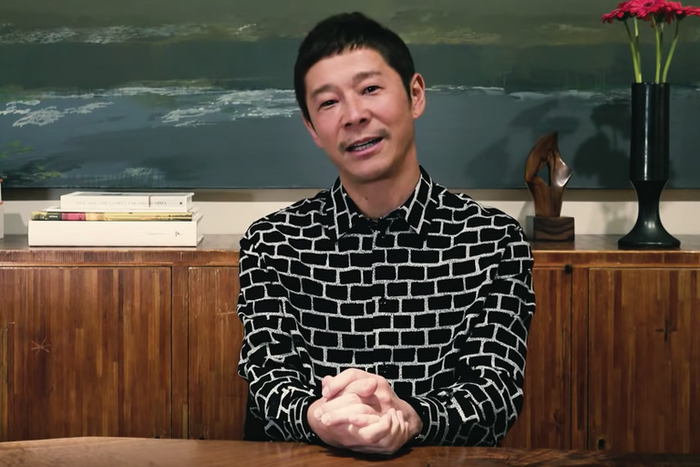 A Japanese Billionaire Is Giving Money Away Online