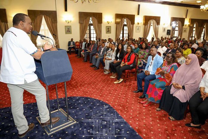 Pr4sident Uhuru Kenyatta meeting the Nairobi County leadership team to discuss service delivery on 29 Feb 2020