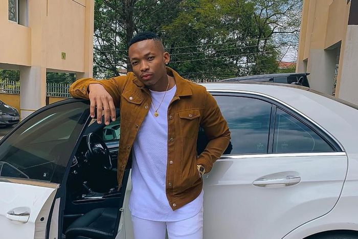 Otile Brown on the spot after knocking down 2 bodaboda riders outside City Club (Video)