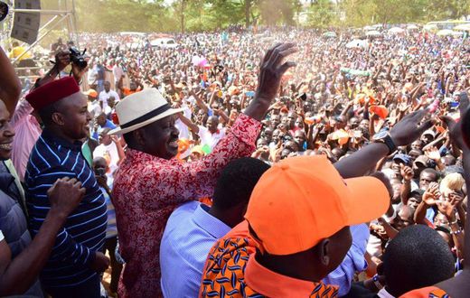 Fiery Jubilee MP from Rift Valley MP makes surprise appearance at Raila’s Kibra rally [Photos]