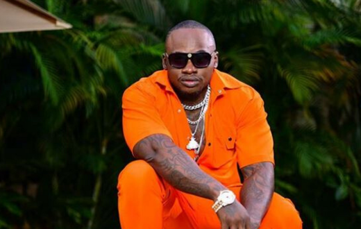 Angry Khaligraph Jones lectures Journalists after asking this Question