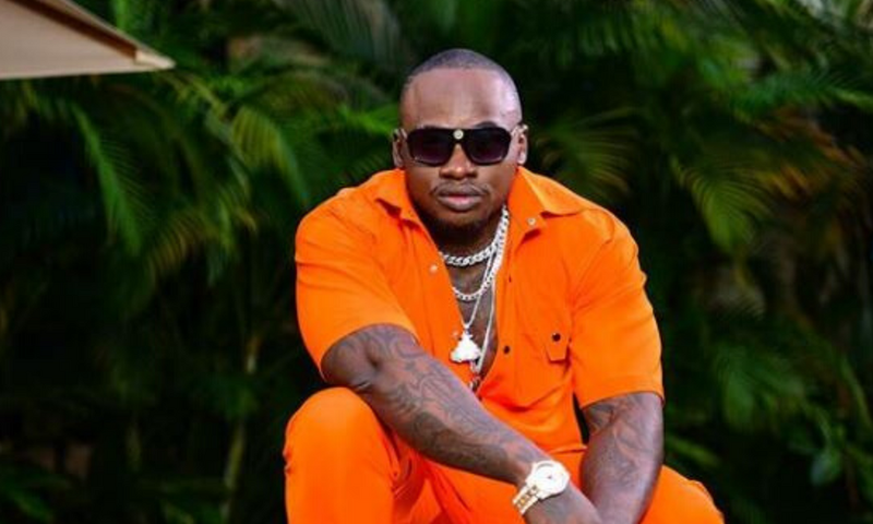 Angry Khaligraph Jones lectures Journalists after asking this Question
