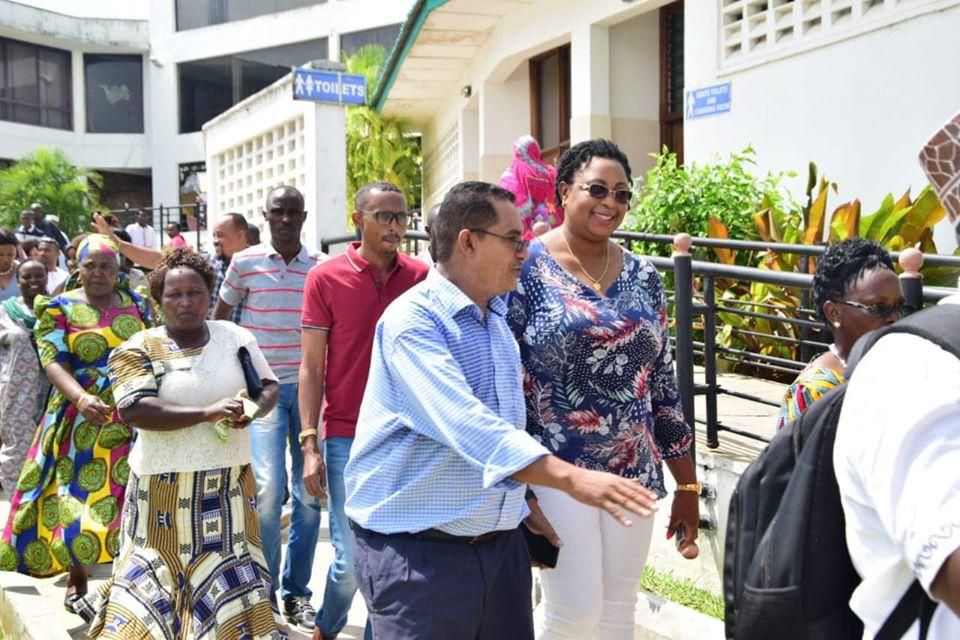 Malindi MP Aisha Jumwa, Nyali MP Mohammed Ali stoned in Mombasa during press conference