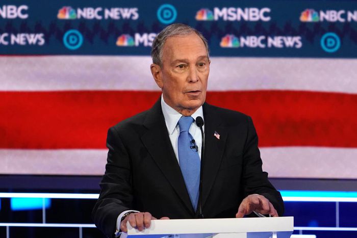 As Advisers Grapple with Rough Debate, Bloomberg Faces Voters in Utah