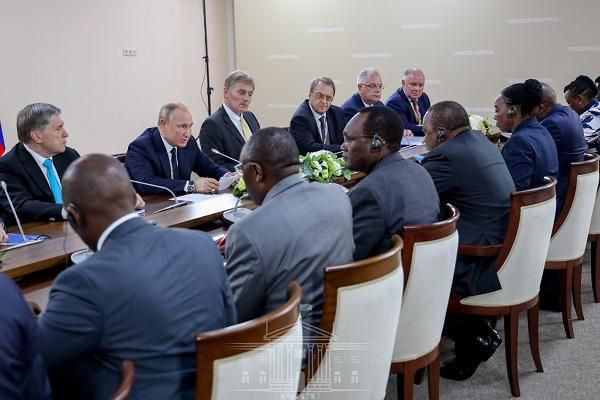 Kenyan and Russian delegates during a meeting at the sidelines of Russia-Africa Summit in Sochi