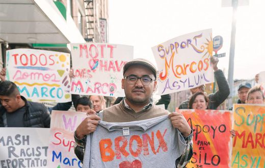 A Mexican Restaurant in the Bronx Prepares for an Asylum Case