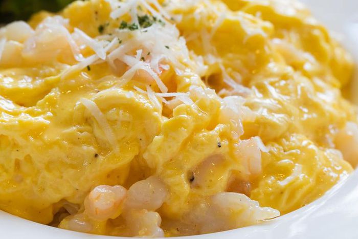 Dr. Pimple Popper Removes a Scrambled Egg Lipoma