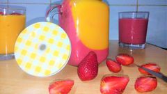 #RecipeWithAPulseliveTwist: 3-in-1 mango, strawberry, green breakfast smoothie