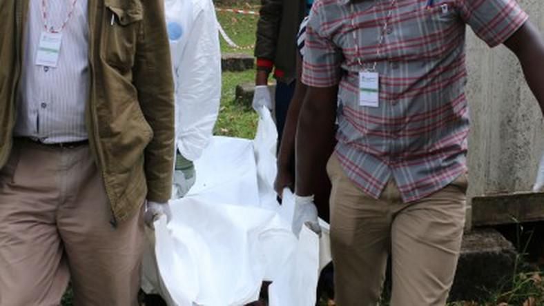 Man hangs himself inside police cell
