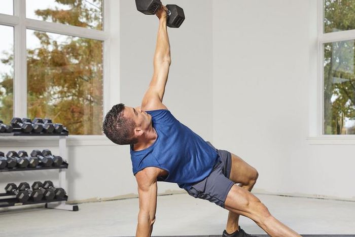 Carve Out A Six-Pack With This 8-Minute Ab Cutter