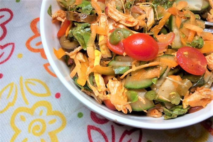 #RecipeWithAPulseliveTwist: Kenyan sautéed veggie salad with seasoned shredded chicken