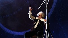 Philip Glass Operas That Color His Style With Fresh Hues