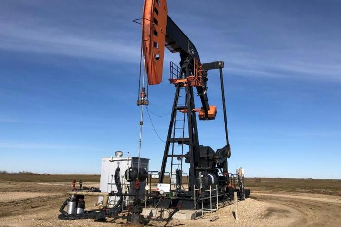 The IEA says the world must do much more if it is to wean itself off fossil fuels and meet the Paris climate change targets