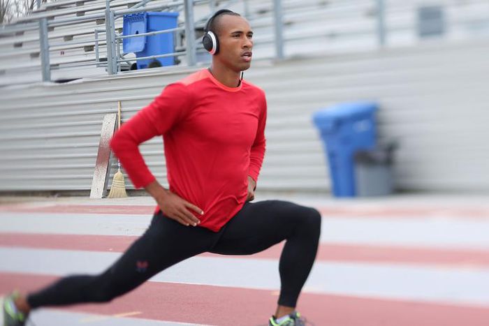 Get Stronger and Faster With this Landmine Lunge