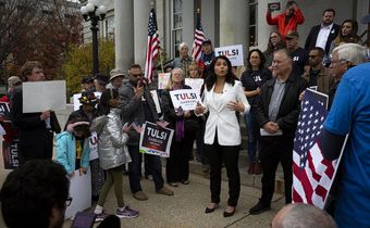Fueled by Clinton Feud, Gabbard's Long-Shot Campaign Chugs Along