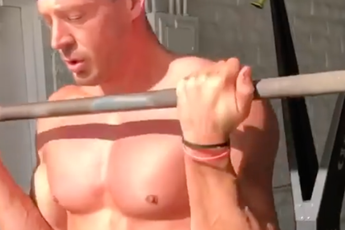 Blast Your Upper Body With This Killer 4 Move Work