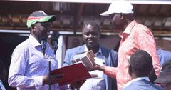 File image of DP Ruto at a past harambee where he donated cash
