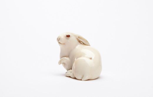'The Hare With Amber Eyes' Comes Home
