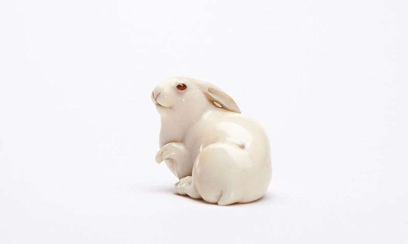 'The Hare With Amber Eyes' Comes Home