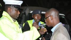 ___7674785___2017___12___1___15___alcoblow-2