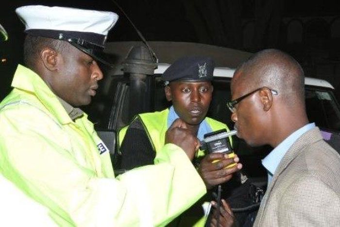 ___7674785___2017___12___1___15___alcoblow-2