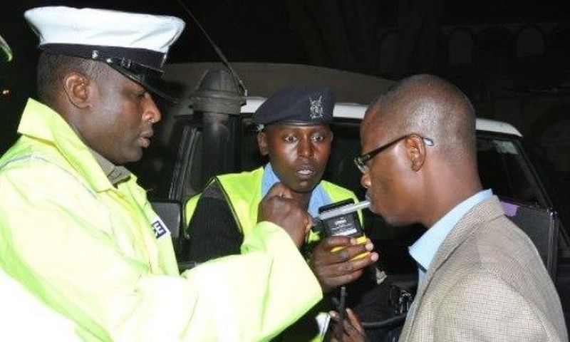 ___7674785___2017___12___1___15___alcoblow-2