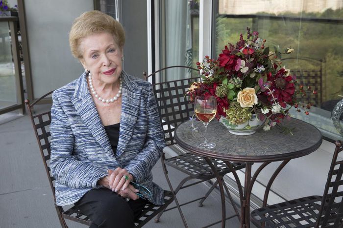 Mary Higgins Clark, Best-Selling Queen of Suspense, Dies at 92