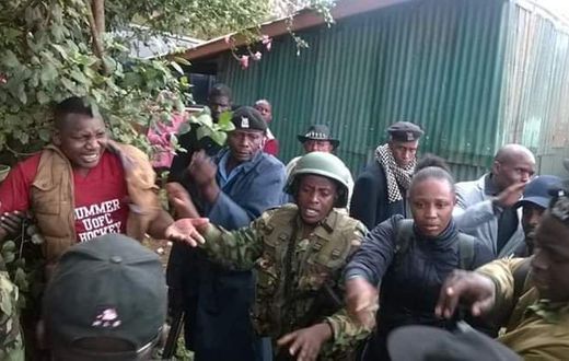 Man caught red handed bribing voters in Kibra, Mashimoni polling station