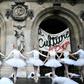 Footage of the performance by the Paris Opera dancers in front of the Palais Garnier went viral