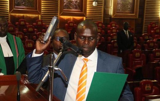 Kamukunji MP Yusuf Hassan gets emotional as Kibra MP-elect Imran Okoth takes oath