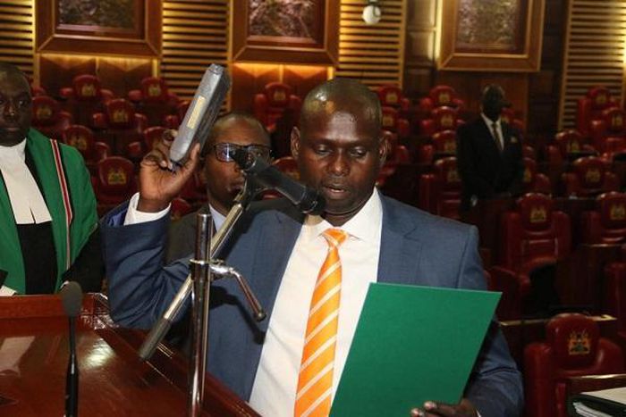 Kamukunji MP Yusuf Hassan gets emotional as Kibra MP-elect Imran Okoth takes oath