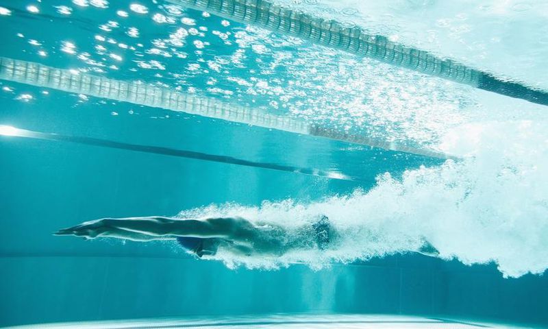 How to Lose Weight by Swimming