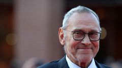 Russian director Andrei Konchalovsky is urging his fans to make short videos for a project he has called 'Quarantine Russian Style'