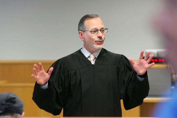 Noach Dear, Combative Brooklyn Councilman and Judge, Dies at 66