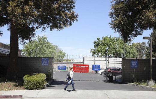 Amid Signs the Virus Came Earlier, Americans Ask: Did I Already Have It?