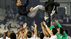 Barcelona tried to recruit Xavi as their coach a week before his Qatar club Al-Saad were due to play a cup final, which they won