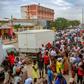 Crowds continue to mass at markets, in front of shops or by water points in Luanda despite the lockdown against the coronavirus