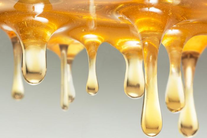 Dr. Pimple Popper Squeezes 'Honey' Blackheads