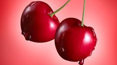 Dr. Pimple Popper Removes Cherry-Shaped Cyst