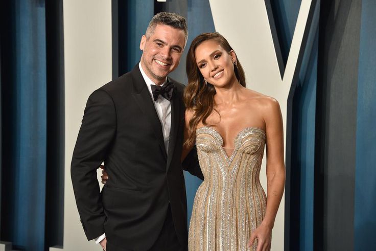Jessica Alba And Cash Warren’s Body Language Says Their Marriage Is Legit