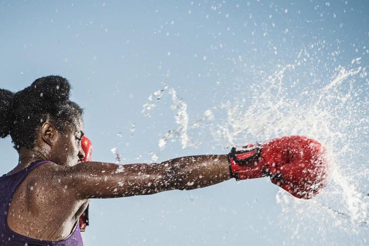 Dr. Pimple Popper Pops a Cyst on a Woman's Chin