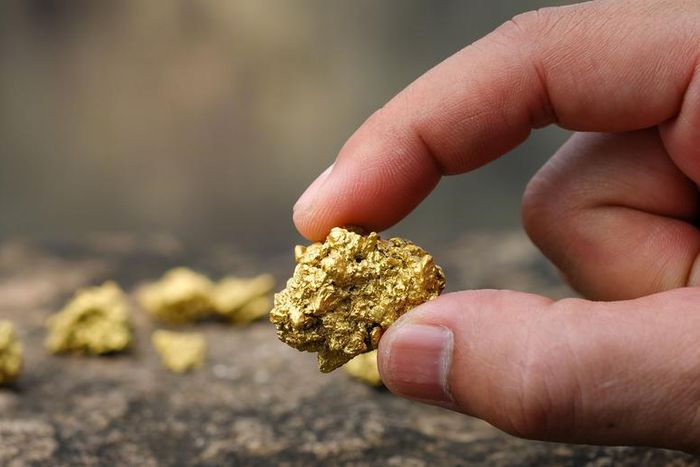 Watch Dr. P Pop Blackhead 'Gold Mine'