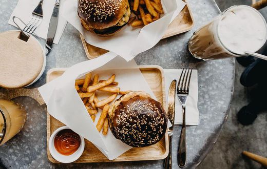 What Is The Warrior Diet And Is It Safe?