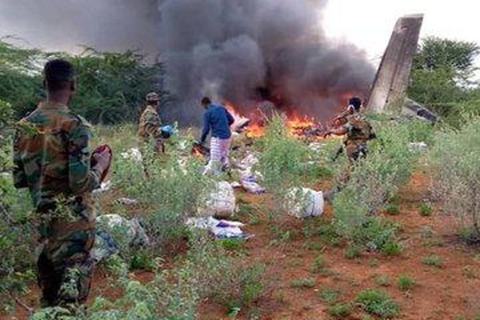 Plane crashes killing passengers