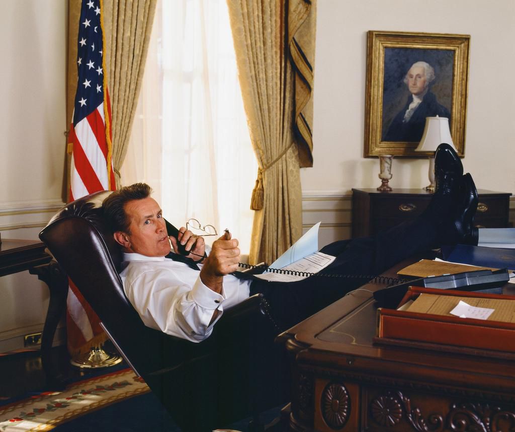40 Photos of The West Wing Cast Then and Now