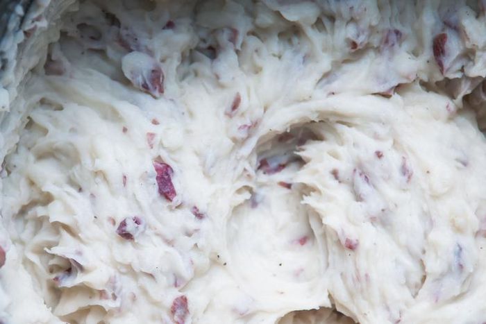 Dr. Pimple Popper Squeezes a 'Mashed Potato' Cyst