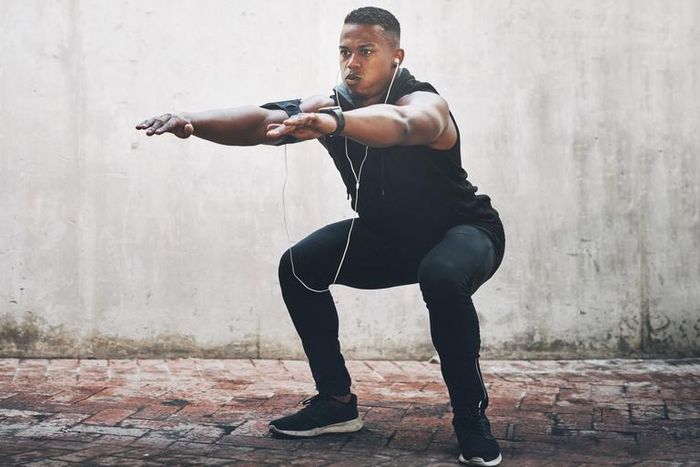 How To Prevent Knee Pain While Squatting