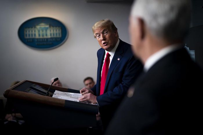 Trump and Cuomo Put Aside Disputes During White House Meeting