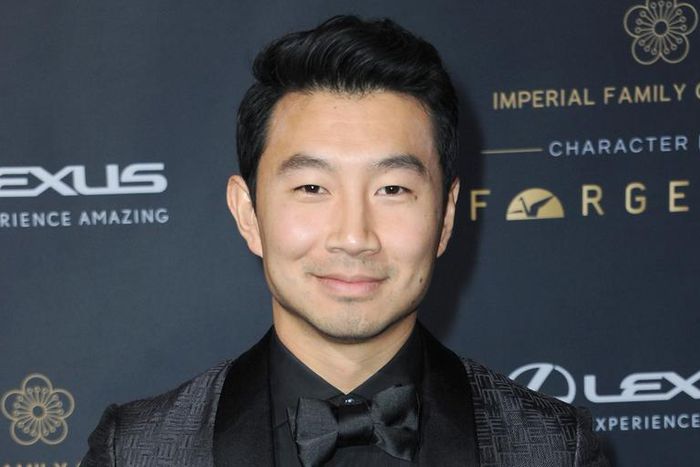 How Marvel Star Simu Liu Works Out in Isolation