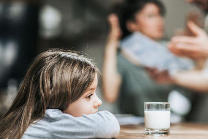 Here's How To Handle Divorce While Raising Kids